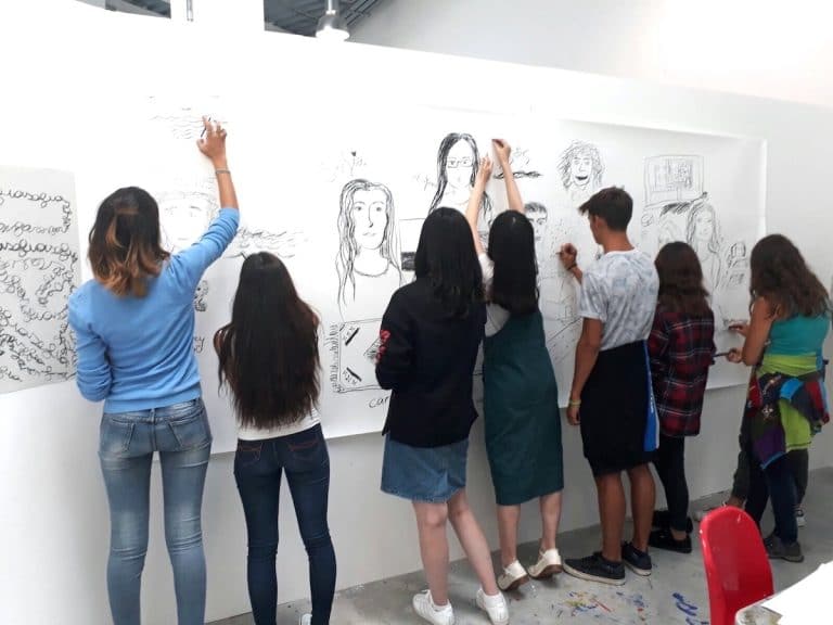 team drawing